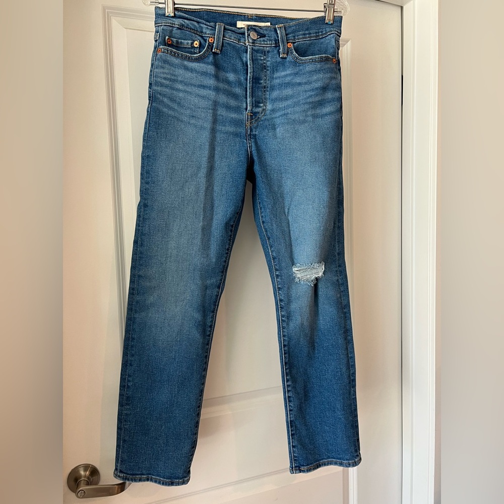 Wedgie Straight Levi’s. Never worn